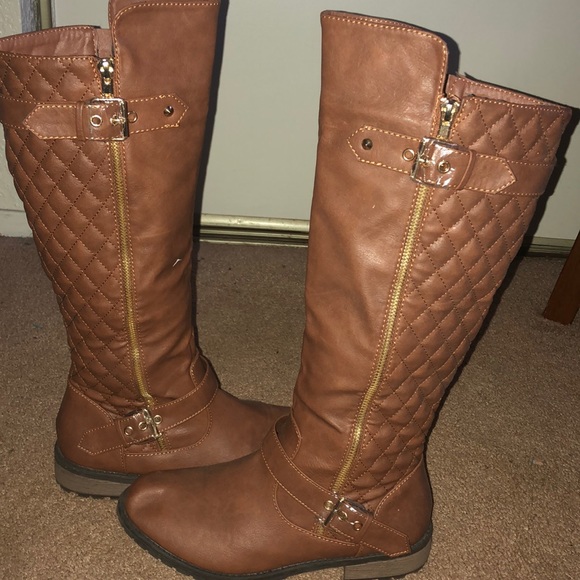 Knee high boots - Picture 3 of 4